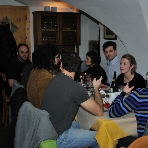 A.D.A. Arco - cena vegetariana - alcuni momenti dei numerosi partecipanti